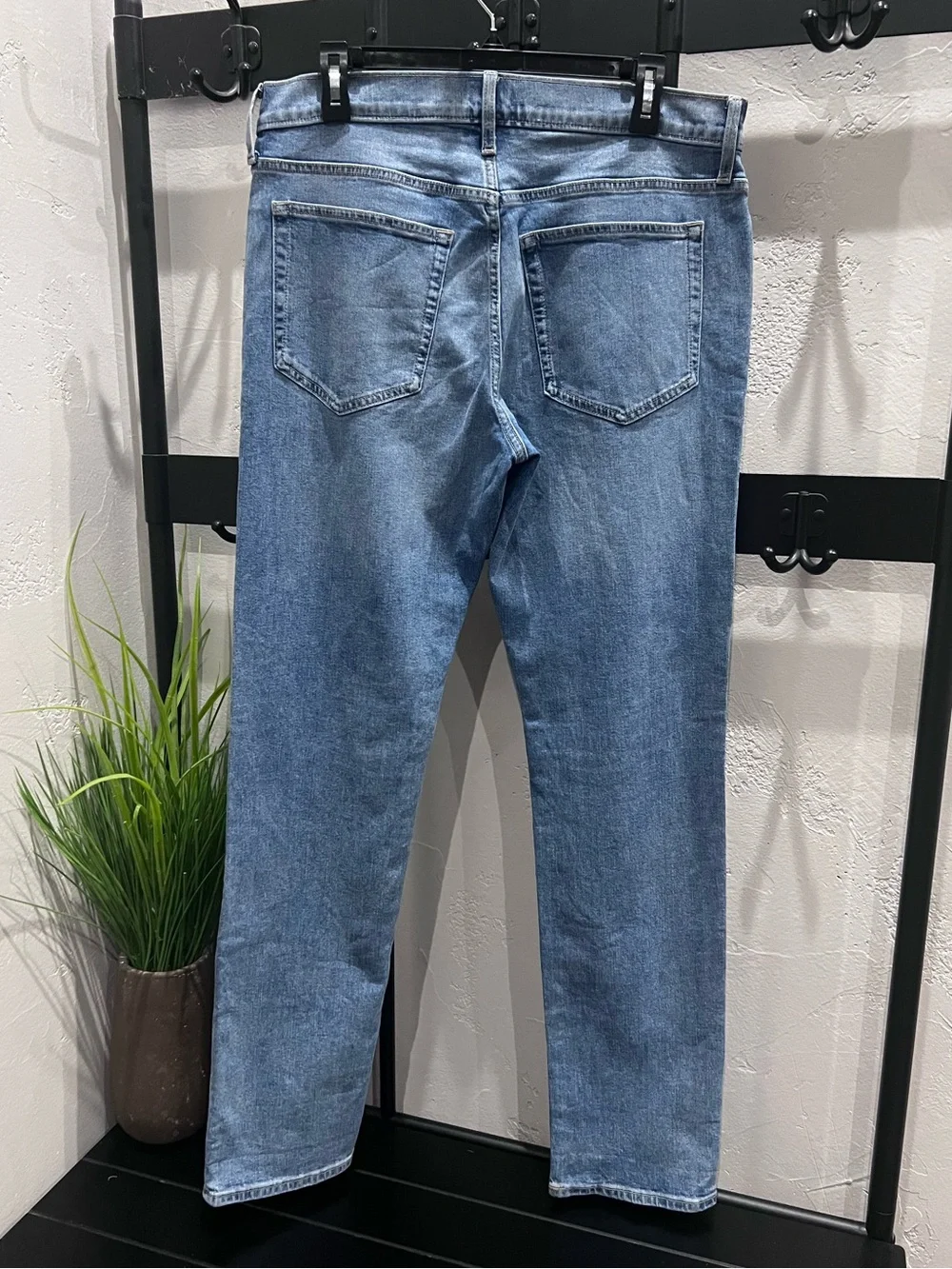 J. Crew Factory Straight-fit jean in vintage flex Size W32 L34